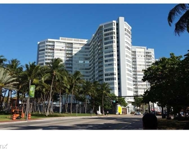 7135 Collins Ave - Photo Thumbnail 18