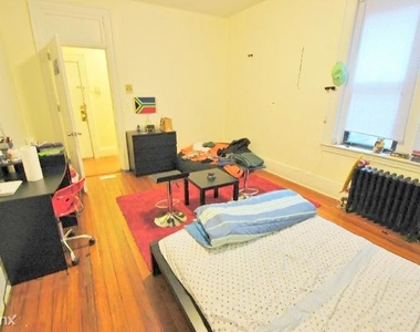 118 Hemenway St - Photo Thumbnail 4