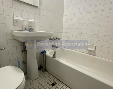 936 West End Avenue - Photo Thumbnail 3