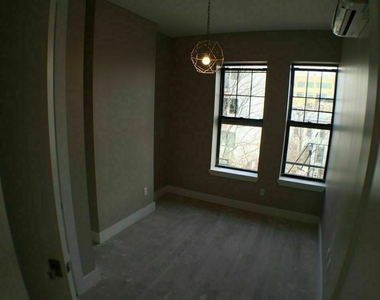 304 Linden Street - Photo Thumbnail 2