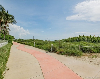 6767 Collins Ave - Photo Thumbnail 24