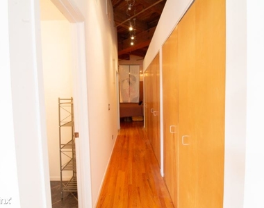 2300 W Wabansia Ave Unit 235 - Photo Thumbnail 11