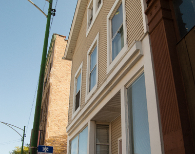 2422 N Clybourn Ave - Photo Thumbnail 14