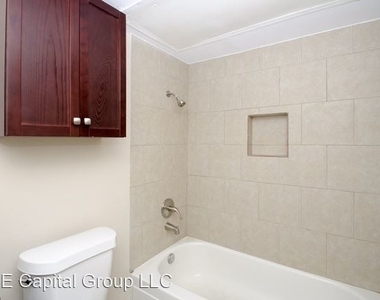 4545 Live Oak / 1317 Annex - Photo Thumbnail 7