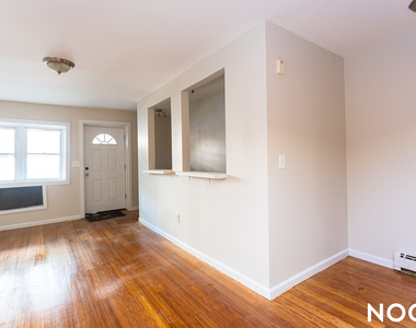 316 Throop Avenue - Photo Thumbnail 9