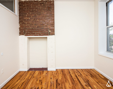 38 Nostrand Ave - Unit: 3 - Photo Thumbnail 7