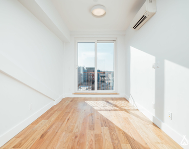 1557 Fulton St - Unit: 6D - Photo Thumbnail 2