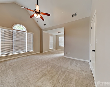 104 Logan Creek Court - Photo Thumbnail 9