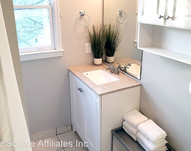 1296 Sells Avenue Sw - Photo Thumbnail 15