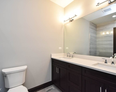 3923 N. Ashland, Unit D - Photo Thumbnail 13