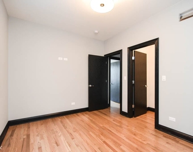 3923 N. Ashland, Unit D - Photo Thumbnail 18