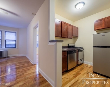 4829 N Damen Ave Cl-4829-211 - Photo Thumbnail 0