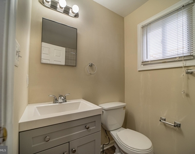 6109 Danville Avenue - Photo Thumbnail 9