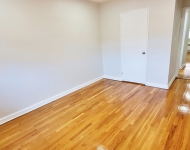 30-85 46th Street - Photo Thumbnail 3