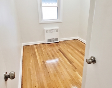 30-85 46th Street - Photo Thumbnail 7