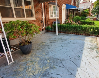30-85 46th Street - Photo Thumbnail 16