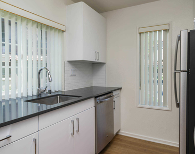 13138 Kellam Ct. - Photo Thumbnail 24