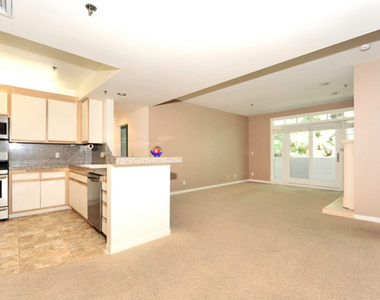 2222 Beachwood Dr - Photo Thumbnail 33