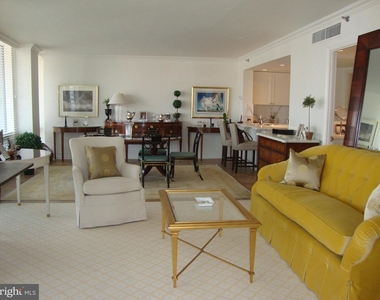 801 Pennsylvania Ave Nw #1201 - Photo Thumbnail 9