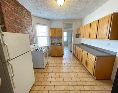 516 Jersey Ave - Photo Thumbnail 5