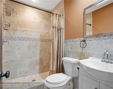 415 Coral Way - Photo Thumbnail 28