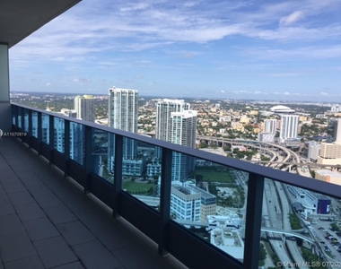 200 Biscayne Boulevard Way  #4909 - Photo Thumbnail 9