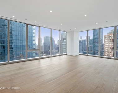 363 East Wacker Drive - Photo Thumbnail 4