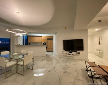 15811 Collins Ave - Photo Thumbnail 31