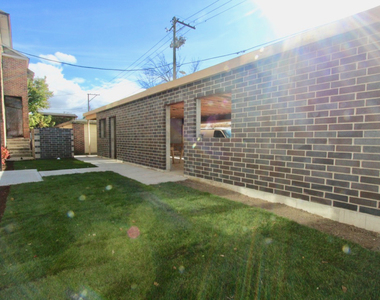 5667 West Higgins Avenue - Photo Thumbnail 30