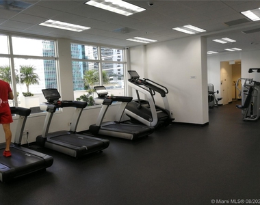 1200 Brickell Bay Dr - Photo Thumbnail 53