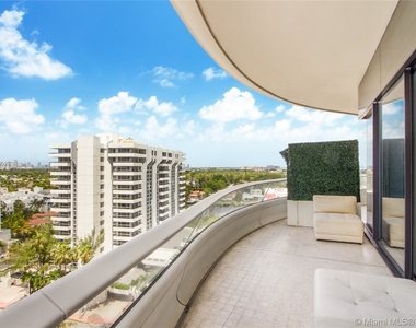 3315 Collins Ave - Photo Thumbnail 10