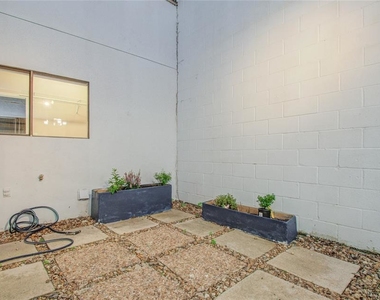 3109 Bissonnet Street - Photo Thumbnail 11