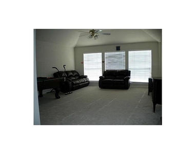 3118 Fernhurst Drive - Photo Thumbnail 11