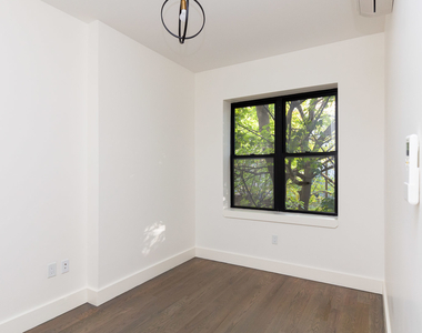 824 St Johns Pl - Unit: 4F - Photo Thumbnail 2