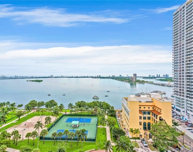 1750 N Bayshore Dr - Photo Thumbnail 25