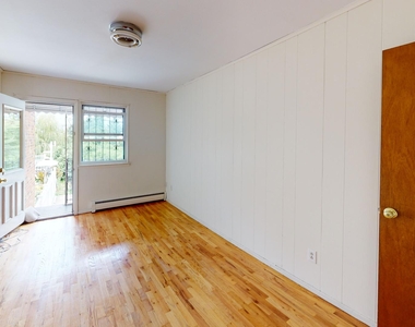 3 large beds for rent 55th Avenue Elmhurst  - Photo Thumbnail 7