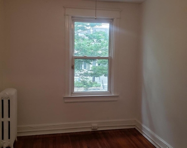 514 Decatur Street Nw - Photo Thumbnail 1