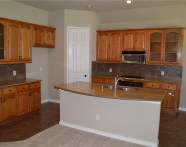 1498 Pelican Drive - Photo Thumbnail 6