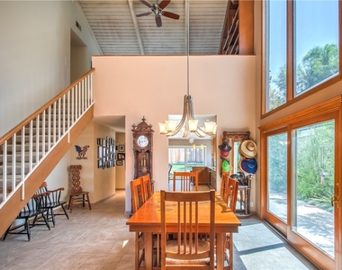 4905 Basswood Lane - Photo Thumbnail 12