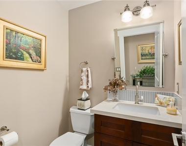 3266 Trumbull Street - Photo Thumbnail 21