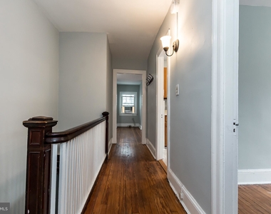 2256 Cathedral Avenue Nw - Photo Thumbnail 3