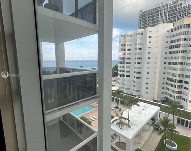 10275 Collins Ave - Photo Thumbnail 9