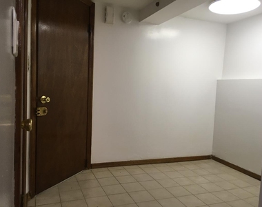 427 East 3rd Street - Photo Thumbnail 5