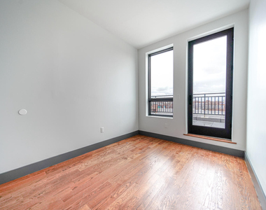 148 Bleecker Street - Photo Thumbnail 5