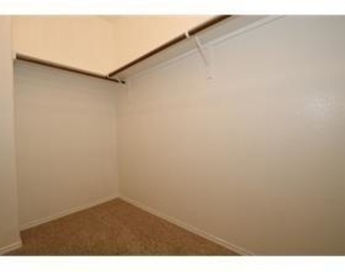 1716 Oak Glen Drive - Photo Thumbnail 26