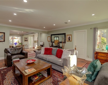 2304 Laurel Canyon Boulevard - Photo Thumbnail 10