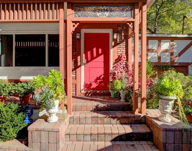 2304 Laurel Canyon Boulevard - Photo Thumbnail 0