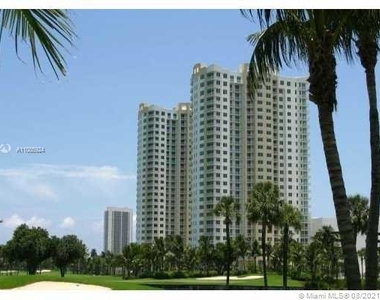 1745 E Hallandale Beach Blvd - Photo Thumbnail 0