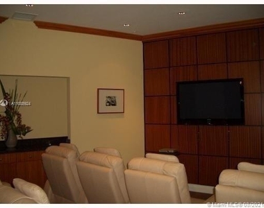 1745 E Hallandale Beach Blvd - Photo Thumbnail 22