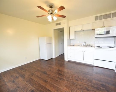 5124 Live Oak Street - Photo Thumbnail 4